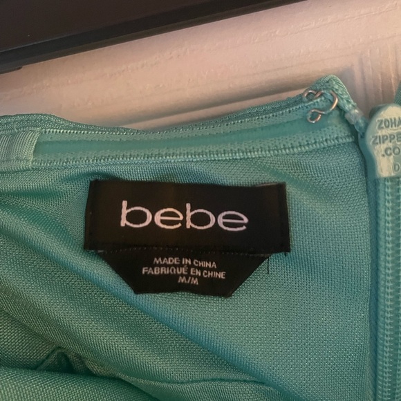 Elegant Green Strapless Dress - Picture 3 of 5